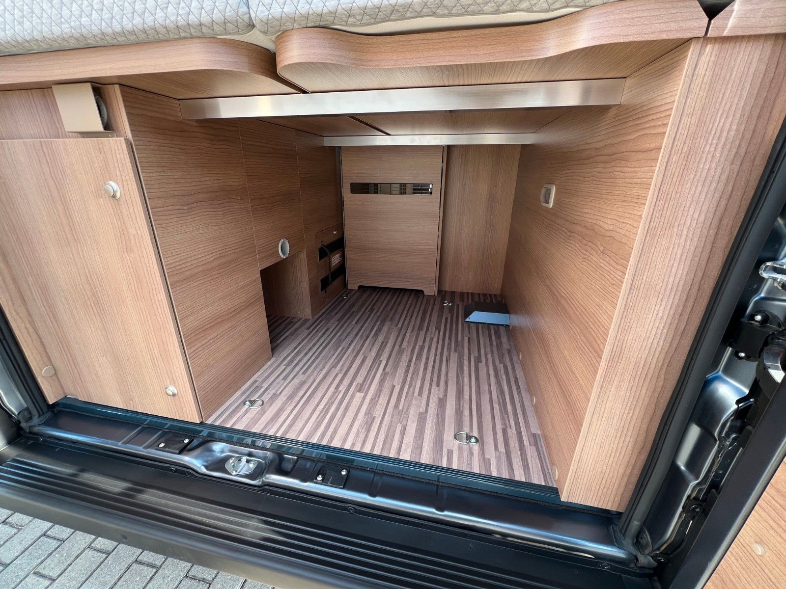 Fahrzeugabbildung Malibu Van diversity GT skyview 640 LE K