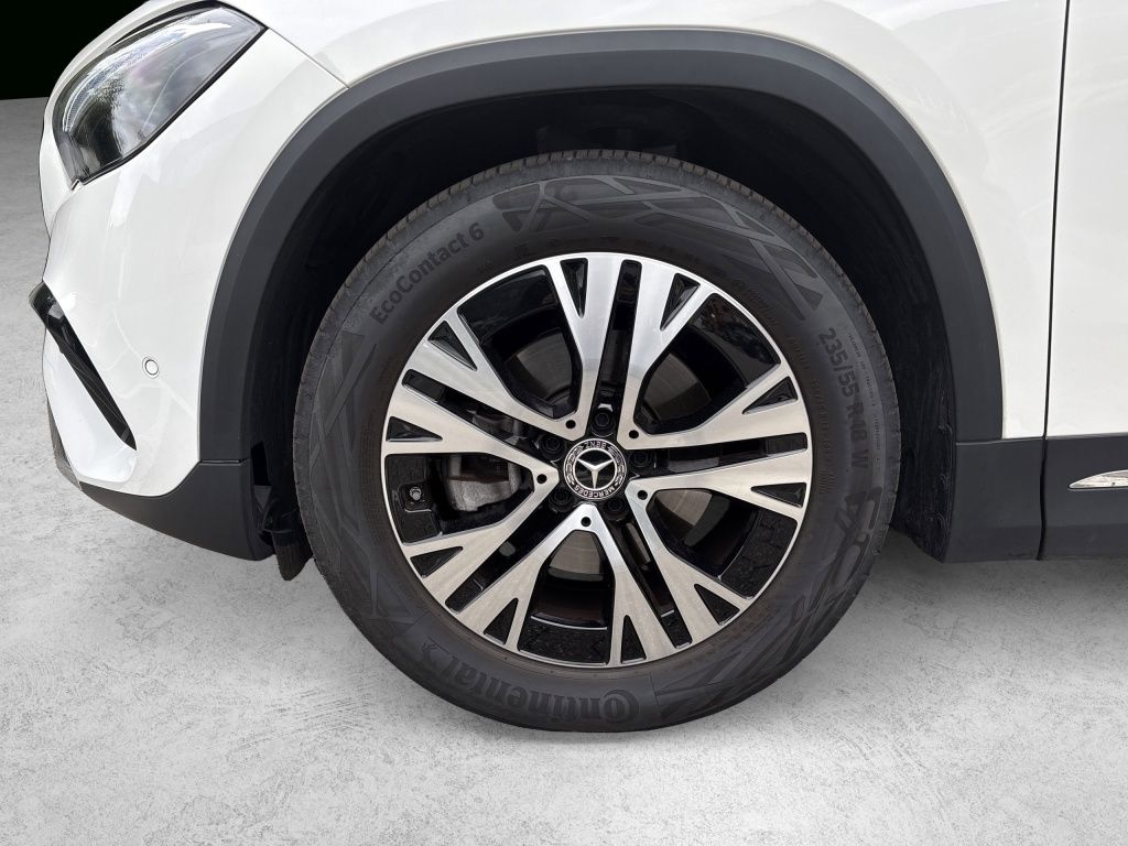 Mercedes-Benz GLA 180 — fotografia 3