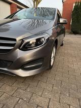 Mercedes-Benz Mercedes Benz-B-200 - Mercedes-Benz B 200: Kleinwagen