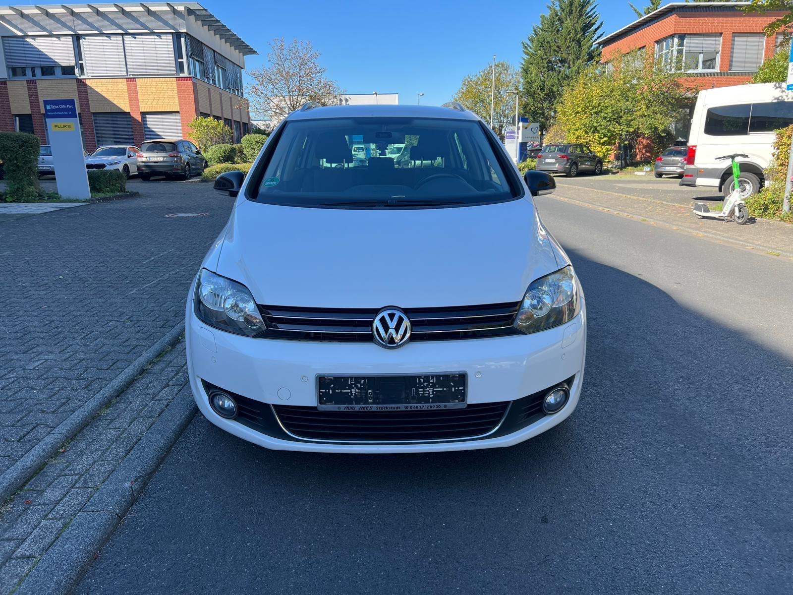 Volkswagen Golf Plus 2011 — rear view