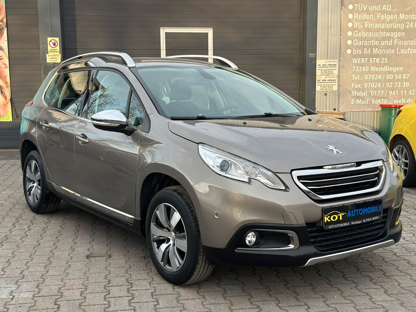 Peugeot 2008 Allure/NAVI /TEILLEDER/AUTOMATIK/TÜV NEU