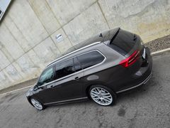 VW Passat Variant R-Line 2.0TDI 150PS DSG Pano DAB VW Passat Variant R-Line 2.0TDI 150PS DSG Pano DAB