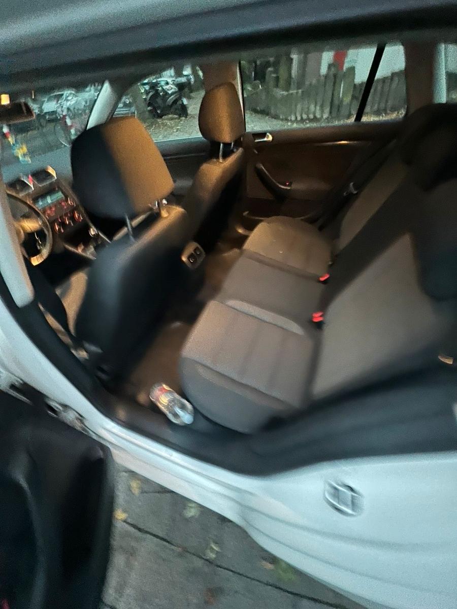 Volkswagen Golf 2012 — photo 12