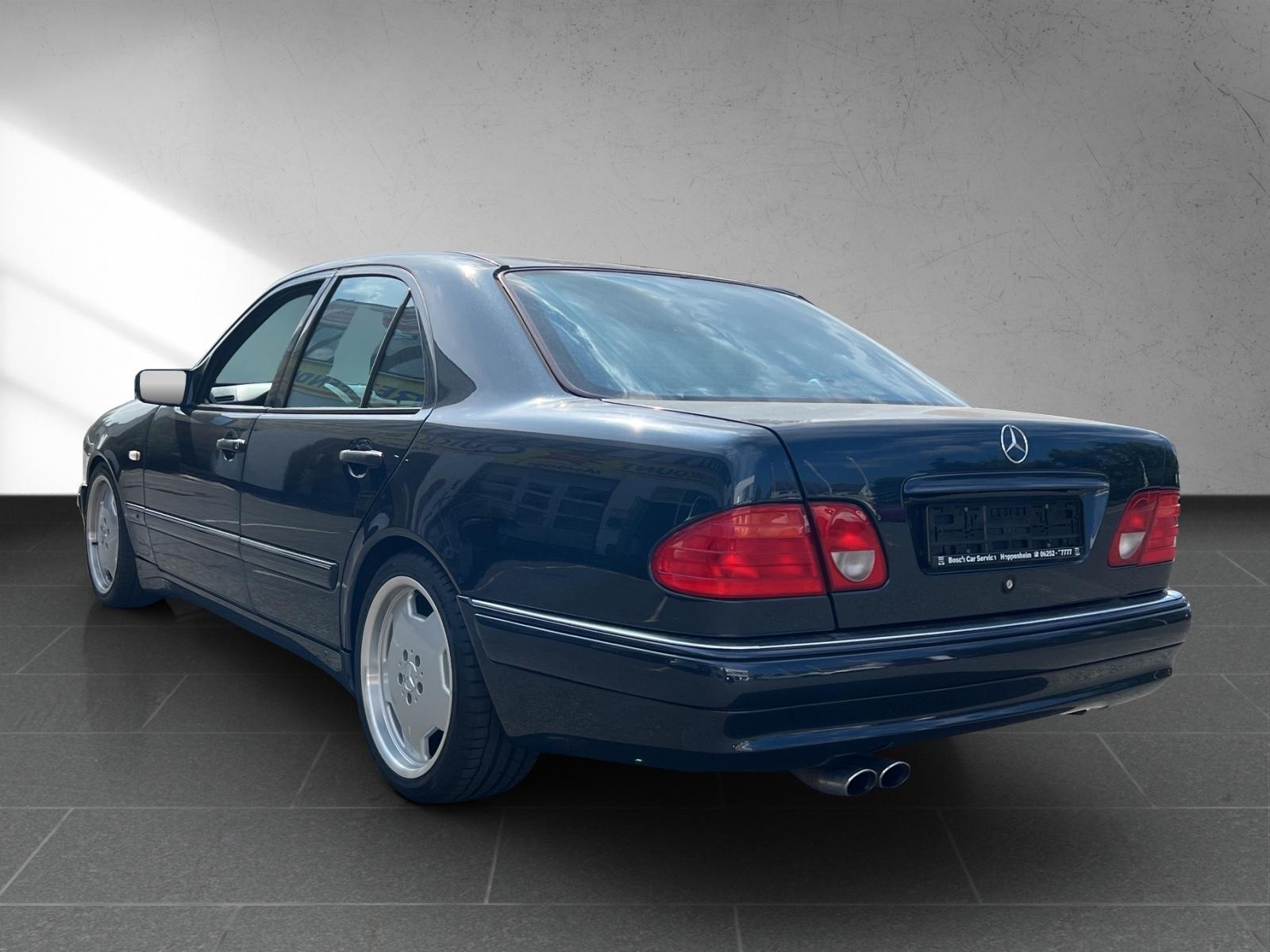 Mercedes-Benz E 50 AMG