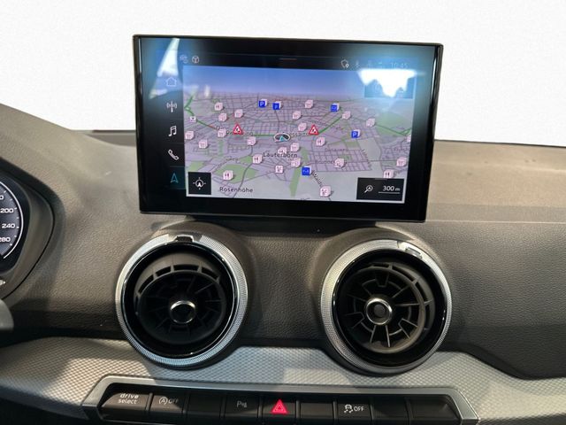 Q2 40 TFSI QUATTRO ADVANCED LED+KAMERA+OPTIK+ALU
