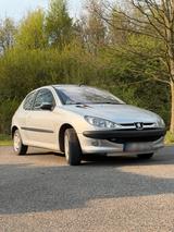 Peugeot 206  fahrbereit  TÜV  ideal für... - Peugeot 206 in Dortmund