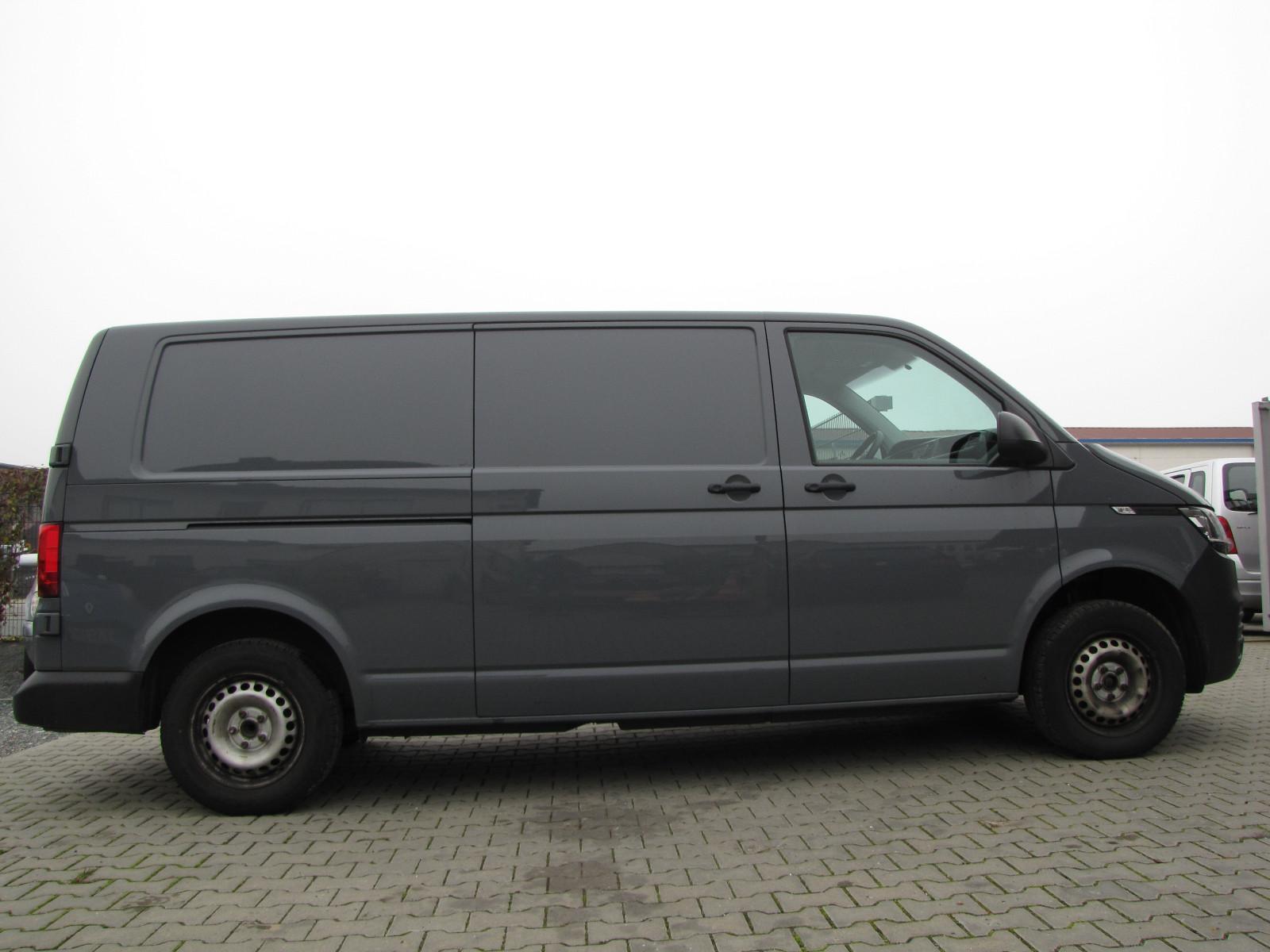 Volkswagen T6.1 lang Flügeltürer 3 Sitze Top Scheckheft VW