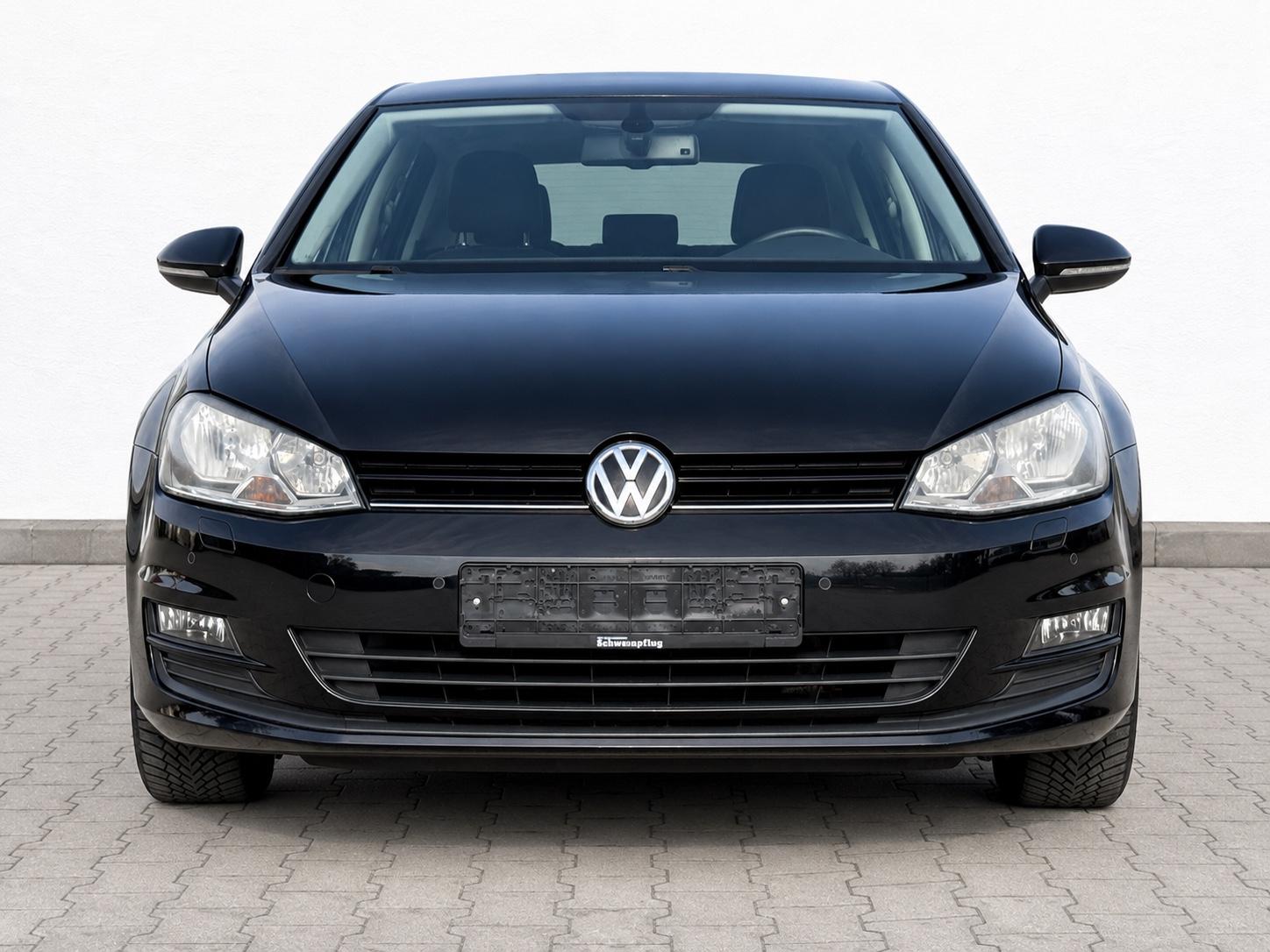 Volkswagen Golf VII Lim. Cup BMT*Alu*Klima*SHZ*PDC