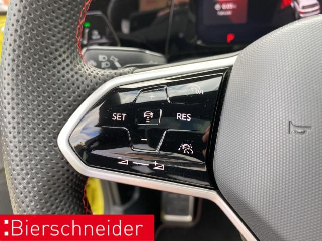 Volkswagen Golf 8 GTI 2.0 TSI DSG Clubsport 19 DCC PANO MAT, миниатюра 19