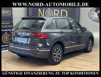 Volkswagen Tiguan - 12