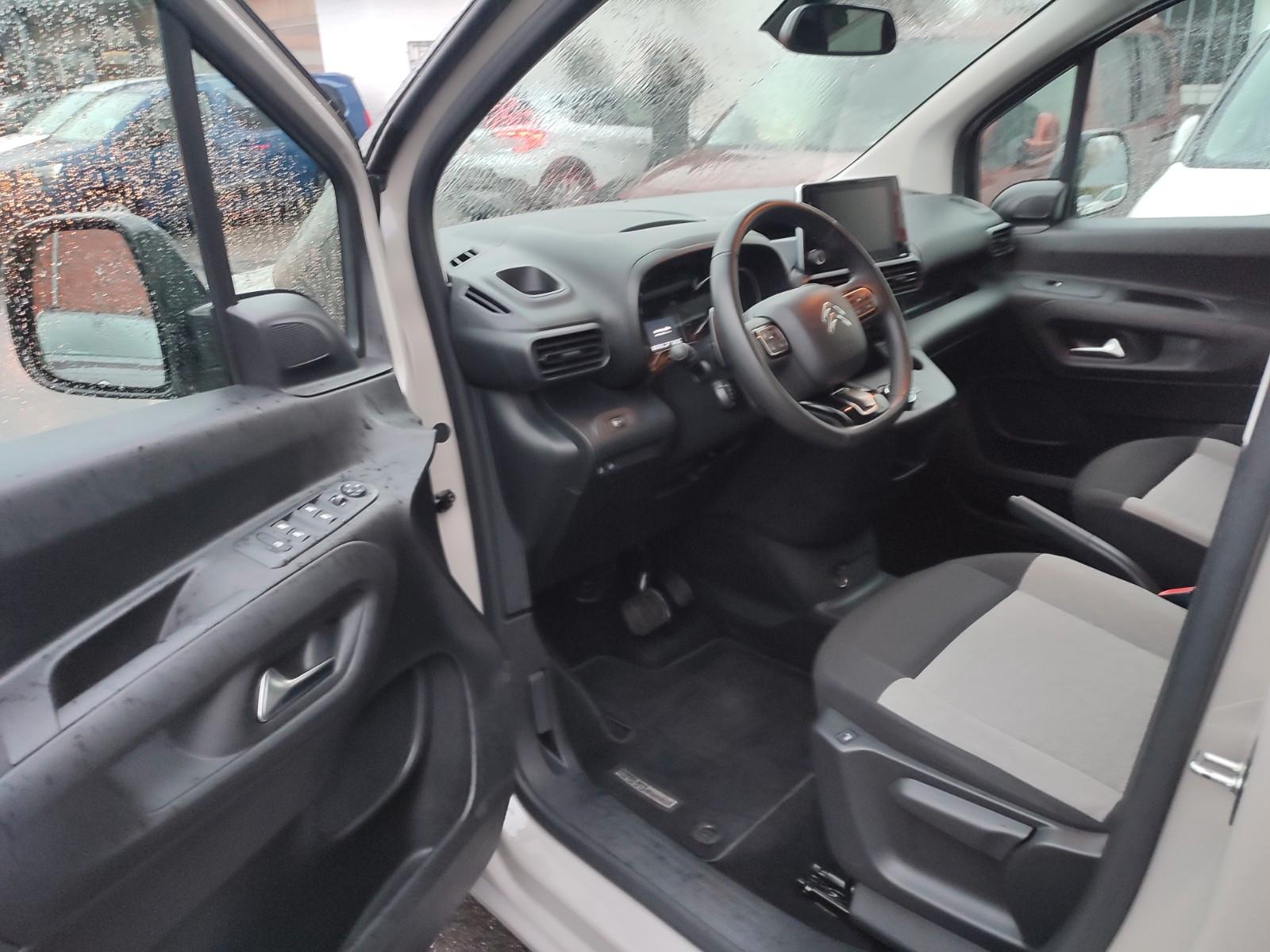 Citroën Berlingo  130  XL  7-Sitze EAT8 Kamera/Alu