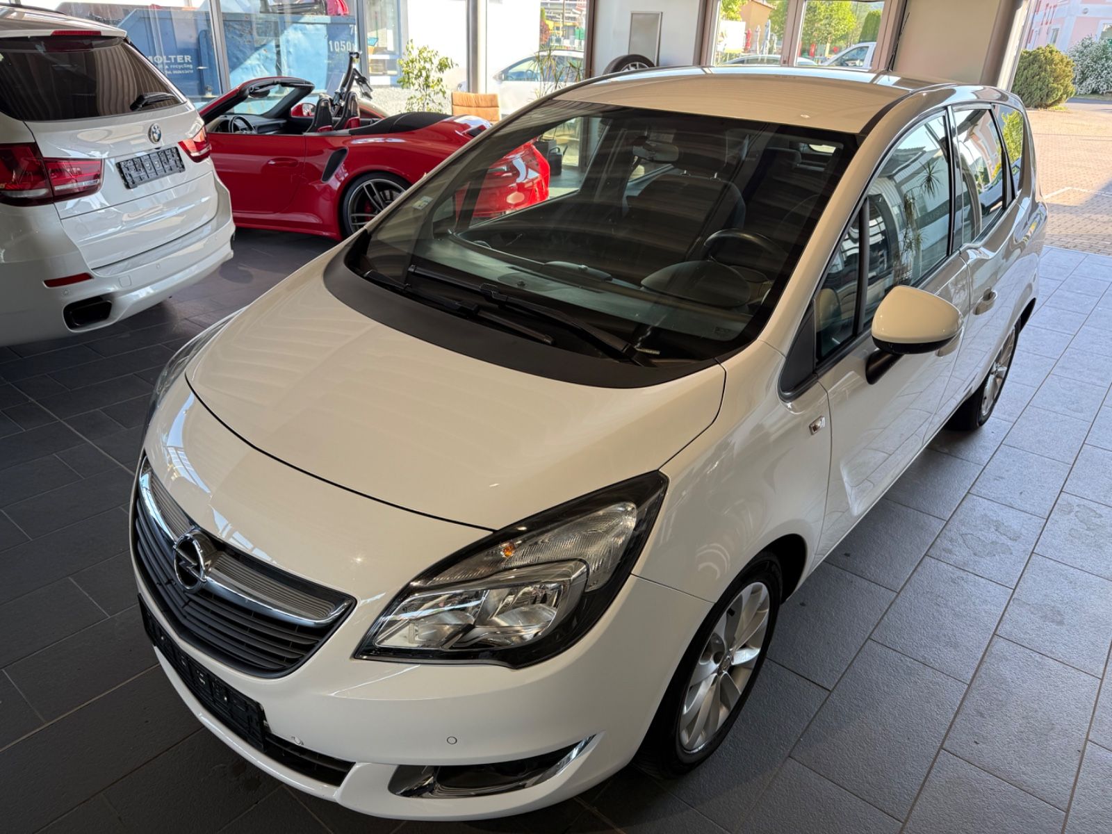 Fahrzeugabbildung Opel Meriva B Style 1.4 T *SHZ*LHZ*PDC*AHK*