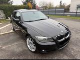 BMW E91 325d Panorama/Standheizung/AHK/Led... - BMW 325: 325d E91
