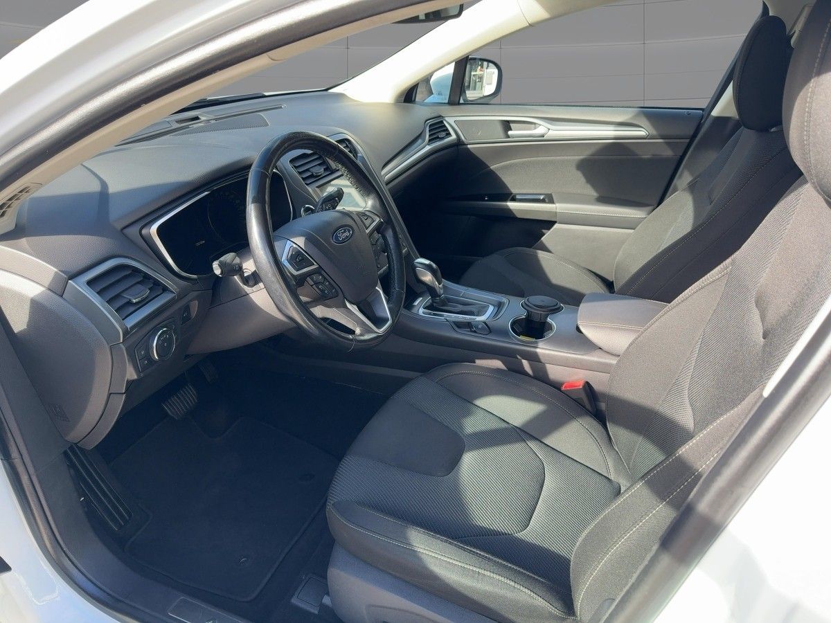 Fahrzeugabbildung Ford Mondeo Turnier Titanium TCe 165