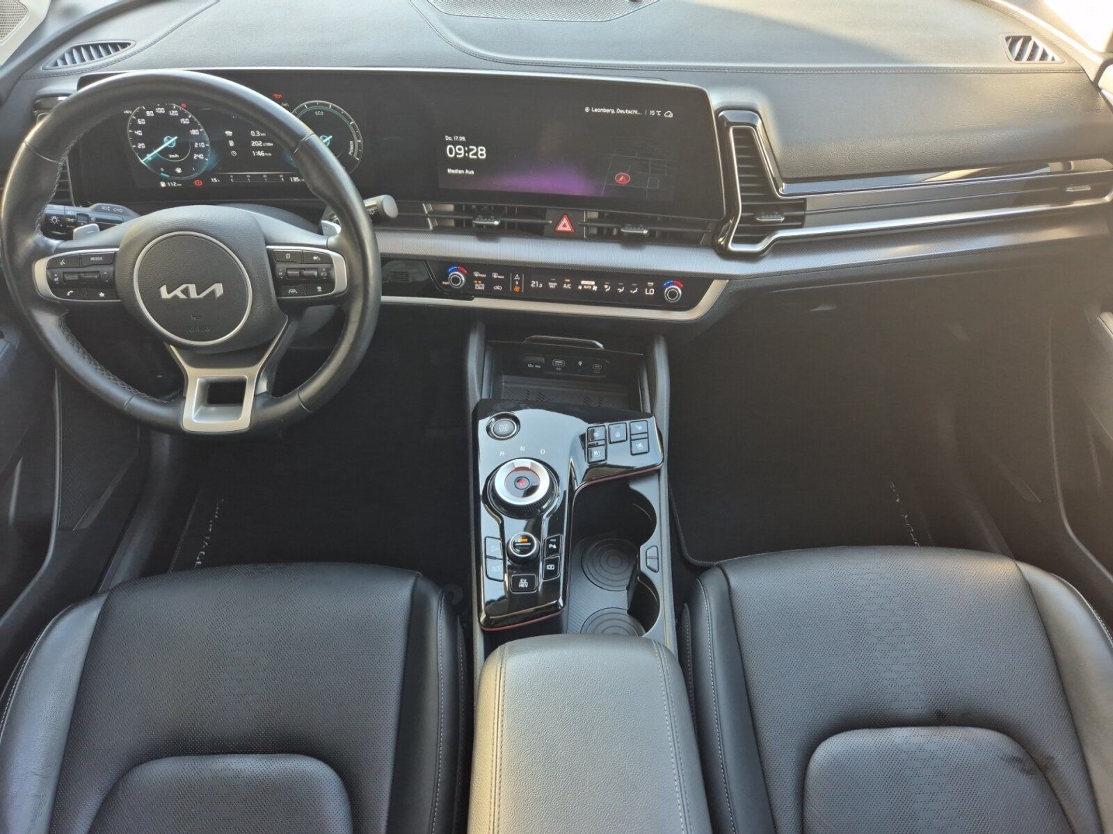 Fahrzeugabbildung Kia Sportage 1.6 PHEV Spirit AWD DIVE-PAKET | PANO