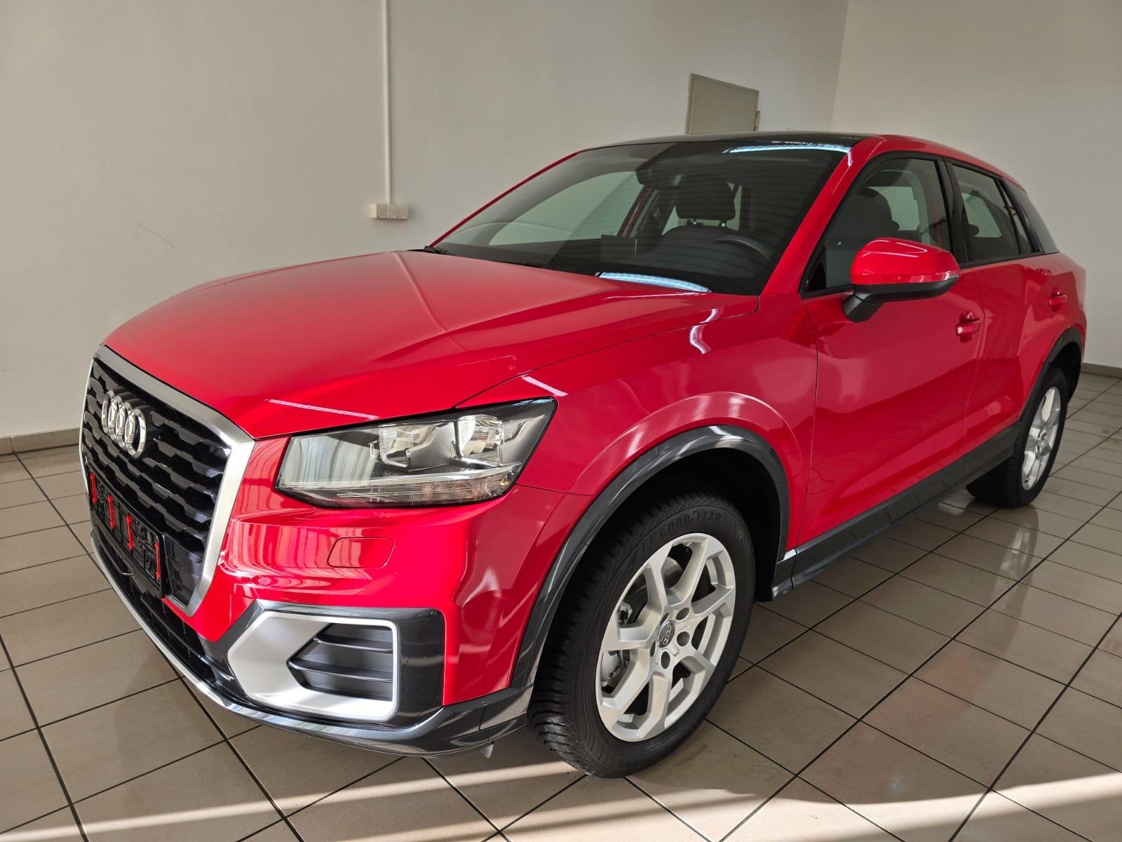 Audi Q2 design 1.4 TFSI Panorama Navi GRA AHK