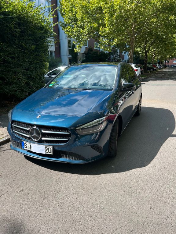 Image of Mercedes-Benz 250