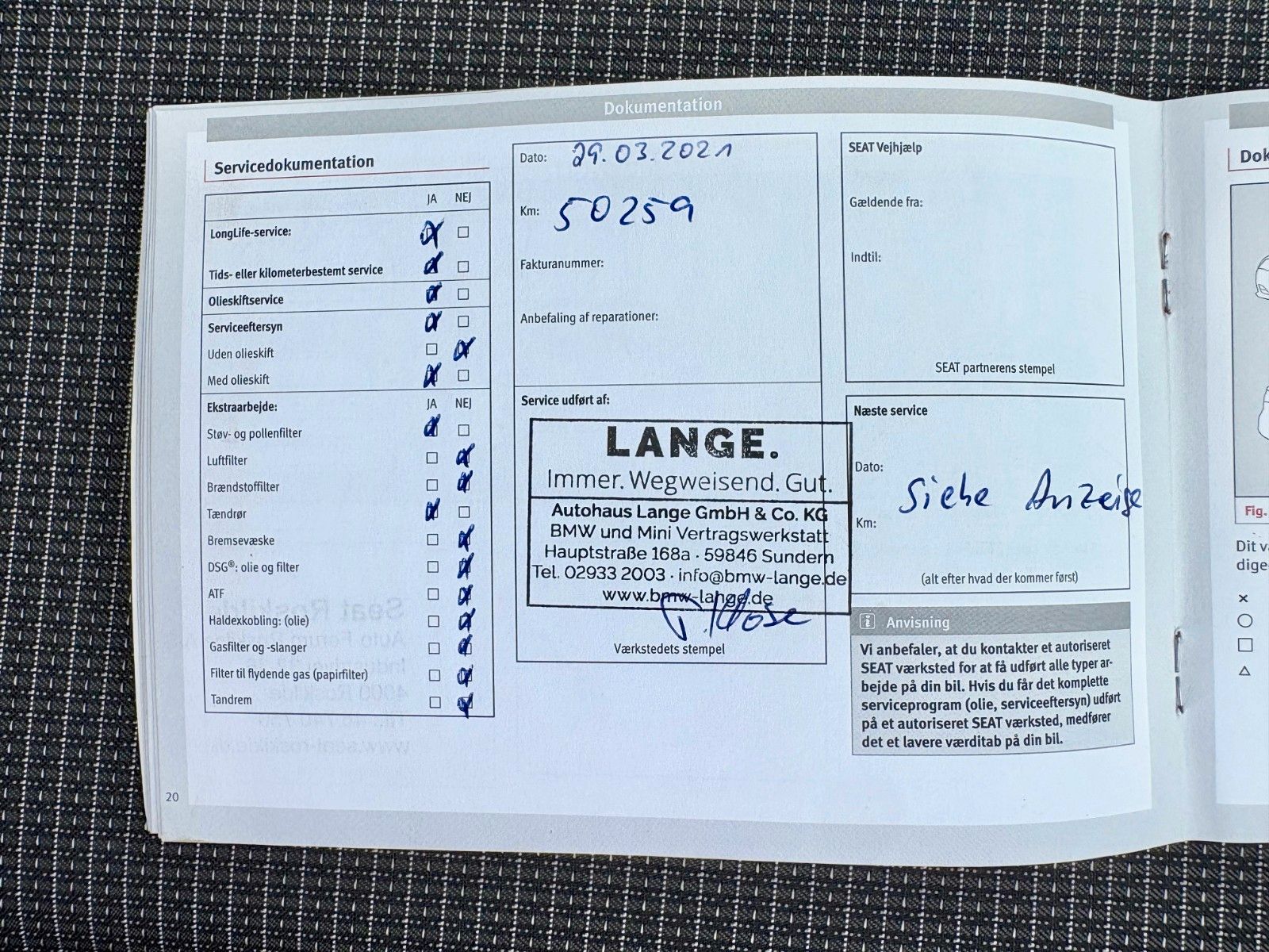 Fahrzeugabbildung SEAT Leon Style 1.4 TSI Klima SHZ Tempomat SPORTLENKR
