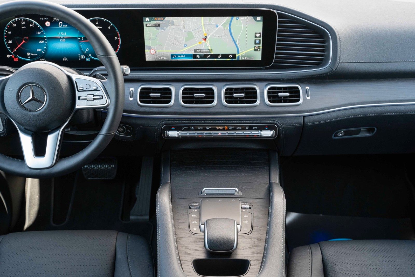 Fahrzeugabbildung Mercedes-Benz GLE 300 D 4MATIC HUD LED NIGHT KAM BURM