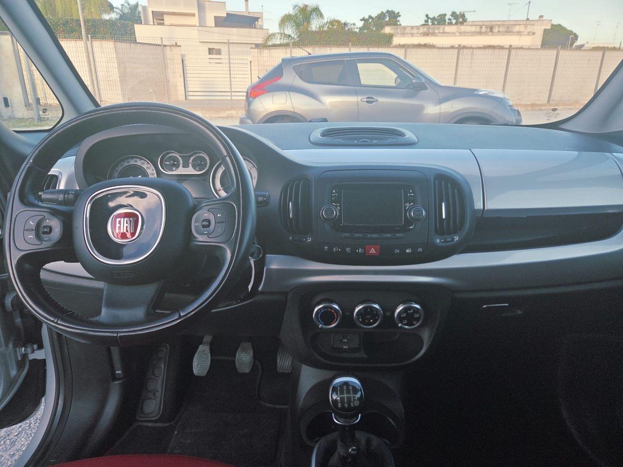 Fiat 500L 2012 — photo 10