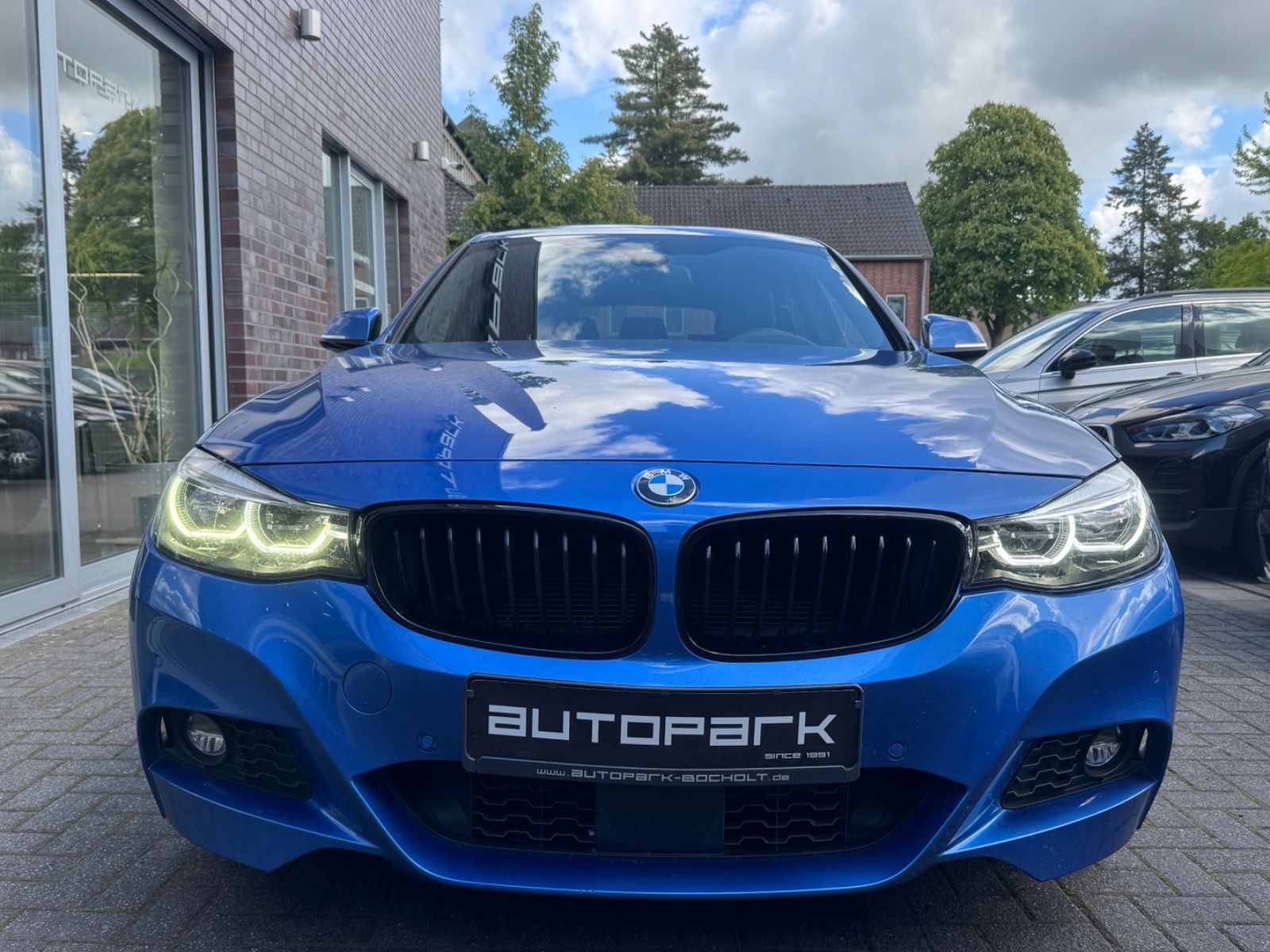 BMW 330d GT xDrive M Sport 19" HUD h&k ESTORILBLAU imagem 3
