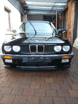 BMW 325 - BMW 325 aus 1987: Cabrio