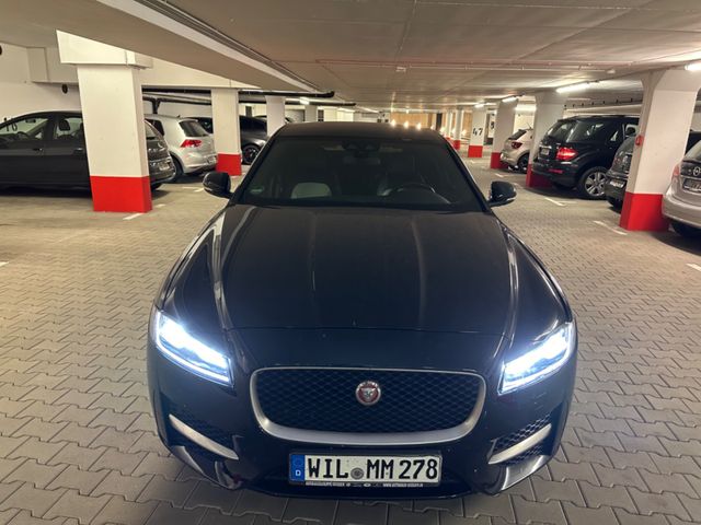 Jaguar XF 30d 300PS R-Sport Automatik R-Sport