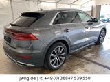 Audi Q8 55TFSI Quattro S-Line|ACC|VCockp|HUD|Memo|21" - Audi Q8 mit Benzin-Antrieb: Geländewagen