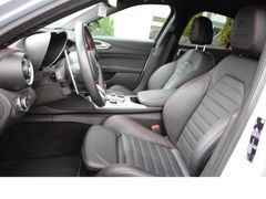 Fahrzeugabbildung Alfa Romeo Giulia Competizione Q4*Panodach!*Harman/Kardon!*