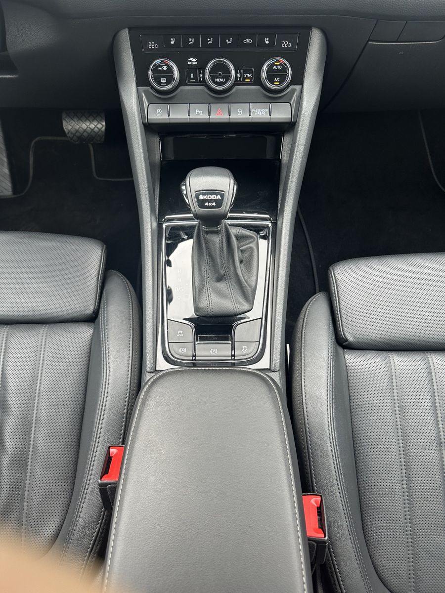 Fahrzeugabbildung SKODA Kodiaq 4x4 Style NAV+MATRIX+ACC+STANDHEIZUNG+VC
