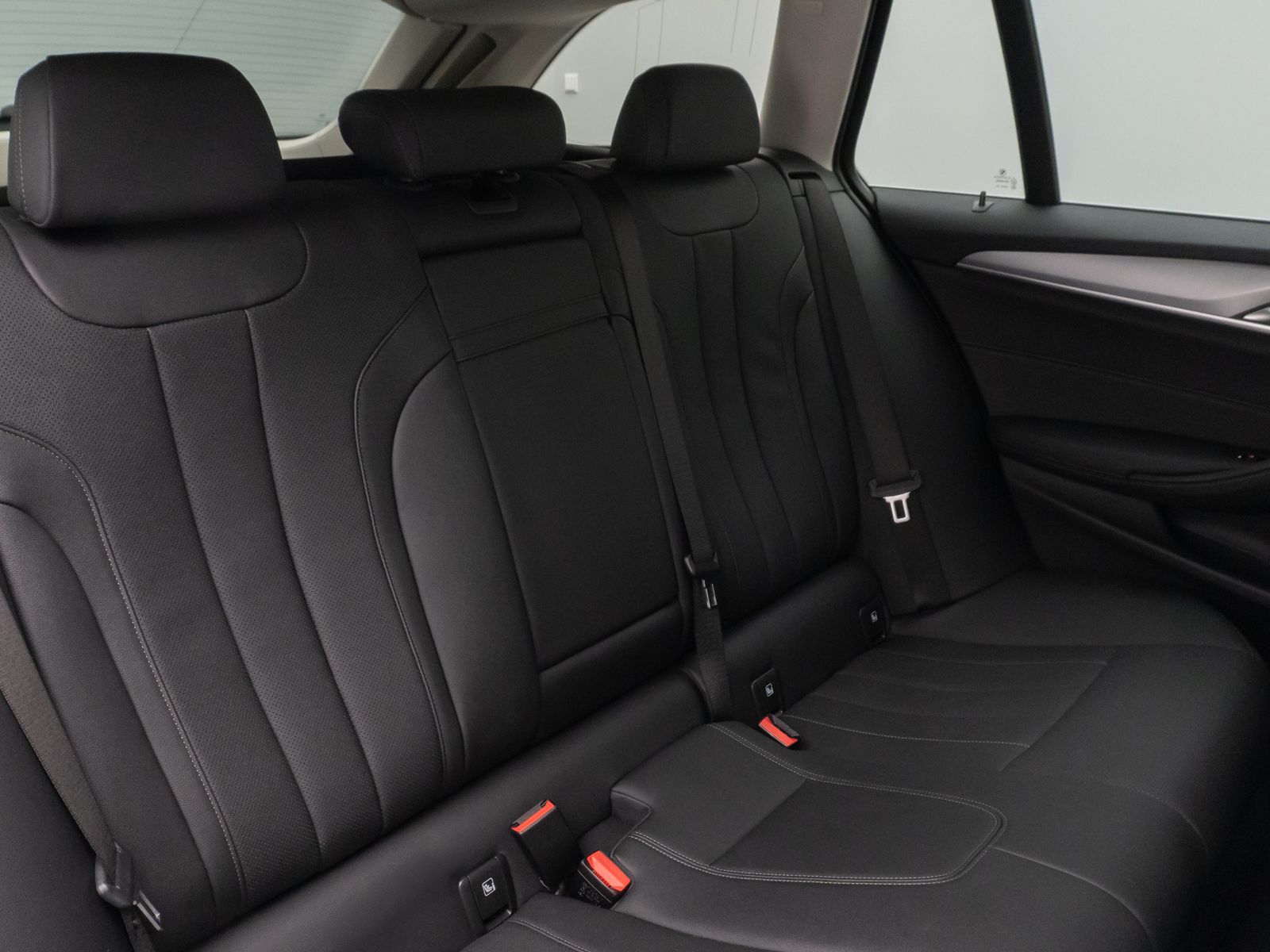 Fahrzeugabbildung BMW 520d Kamera DAB CockPitPlus Alarm Sport LED