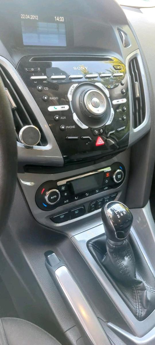 Ford Focus 2012 — photo 6