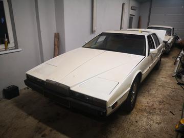 Aston Martin Lagonda 1982