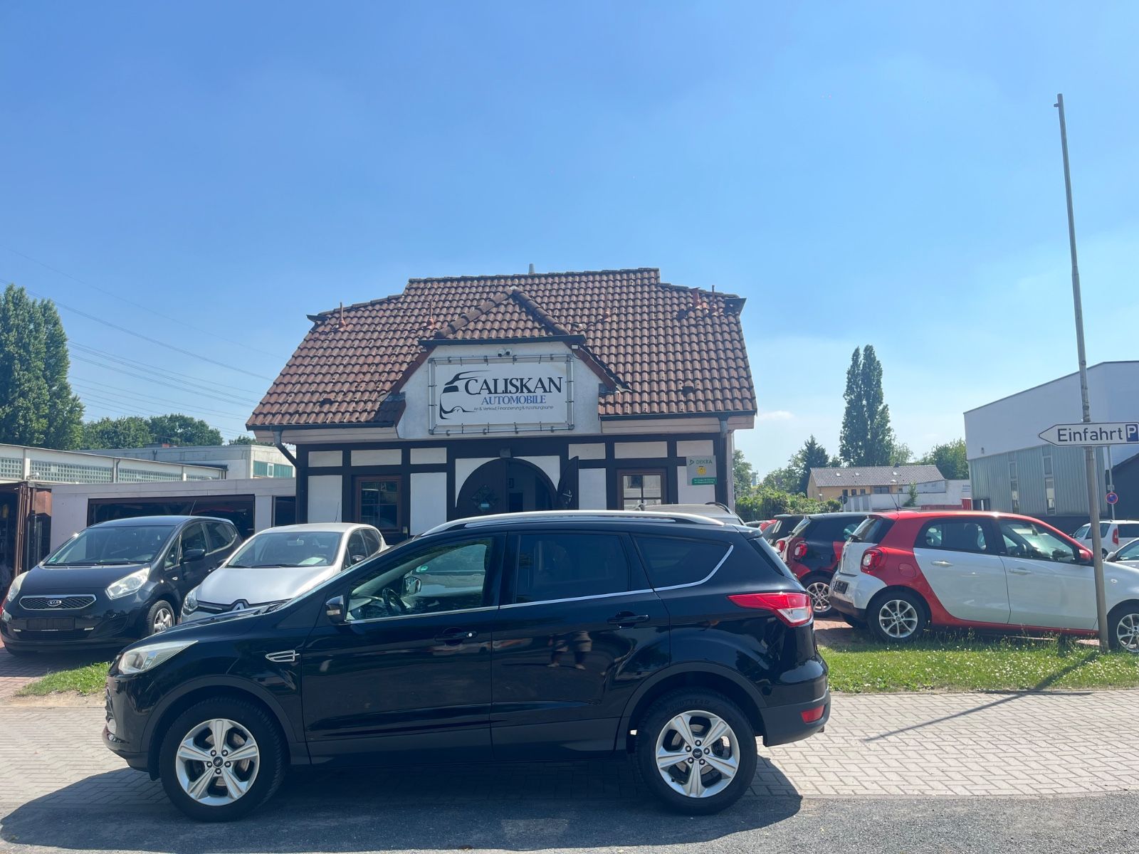 Ford Kuga - 1
