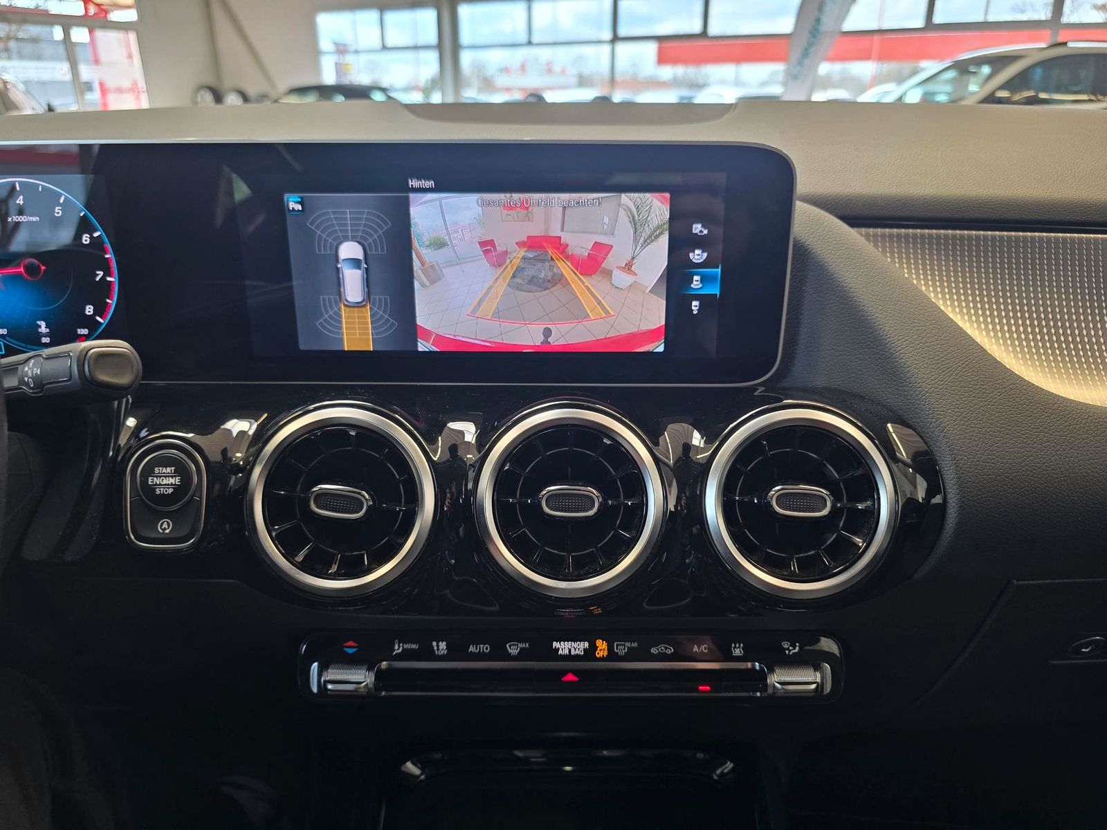 Fahrzeugabbildung Mercedes-Benz B250 Autom. /LED/Navi/StandHz/Park-As/Ahk