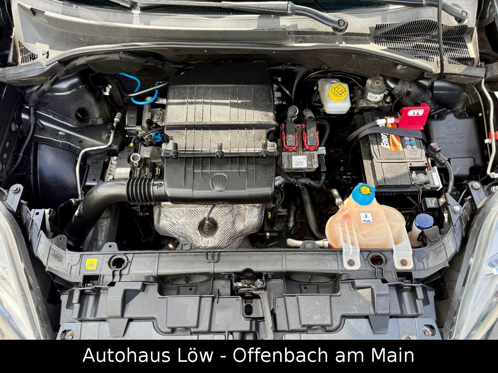 Fiat Punto Evo TÜV NEU SCHECKHEFT ALLWETTERREIFEN