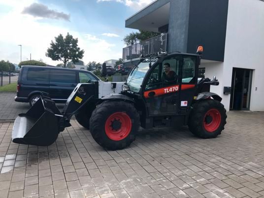 Bobcat TL470 (video)