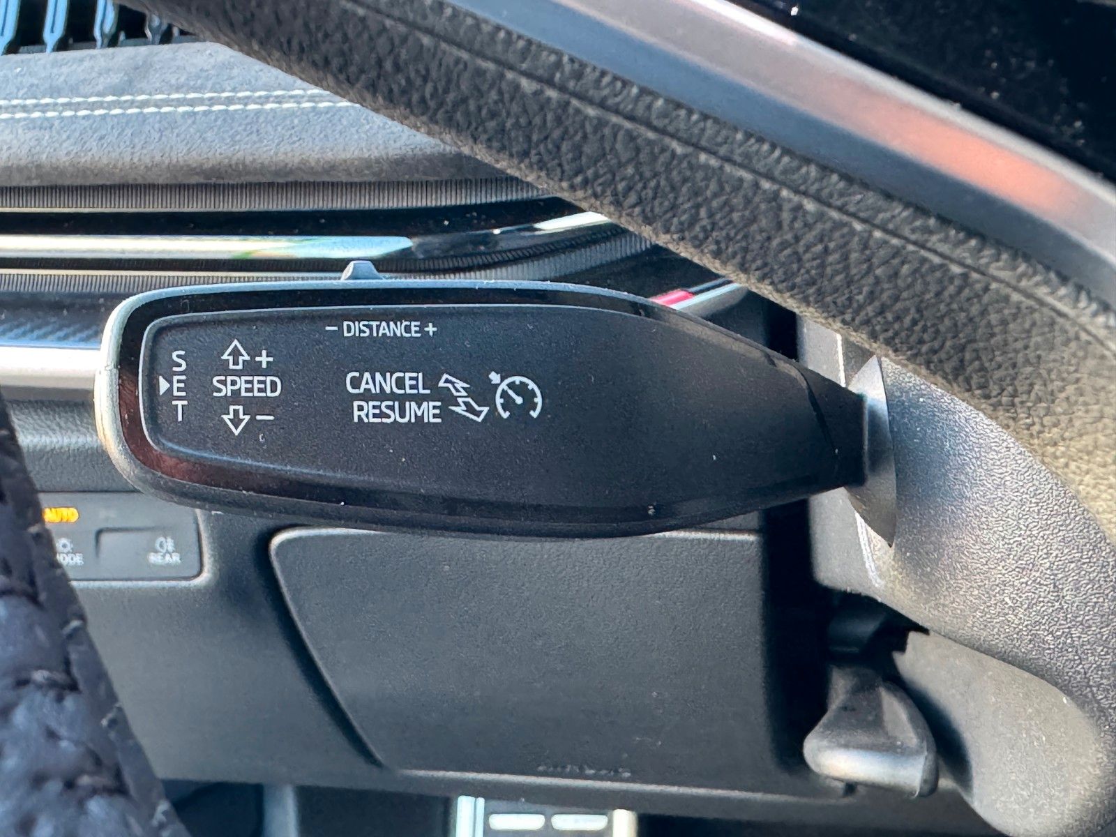 Fahrzeugabbildung SKODA Superb Combi Sportline