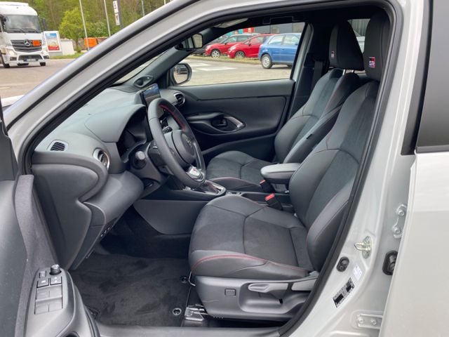 Yaris Cross GR Sport Hybrid*JBL/Safety-Paket*