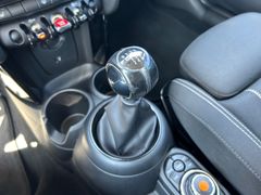 Fahrzeugabbildung MINI Cooper S *LED*NAVI*KLIMA*SHZ*SPORT*CARPLAY*