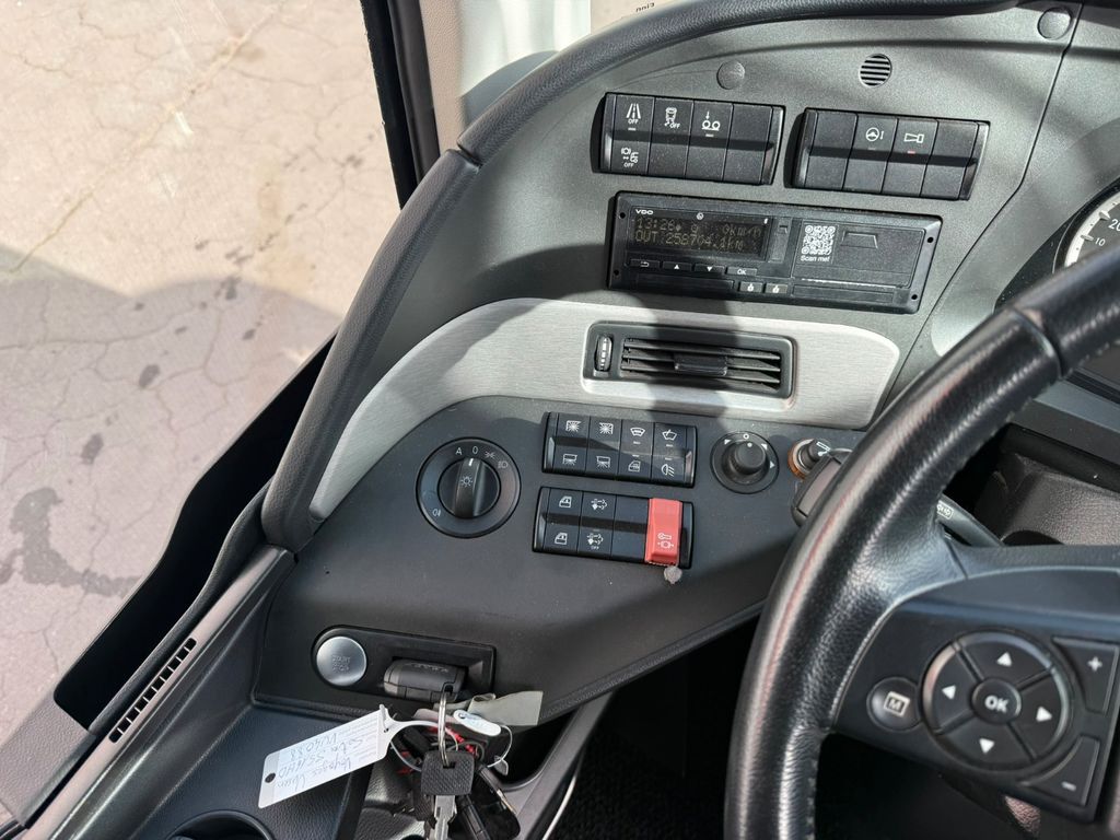 Car thumbnail