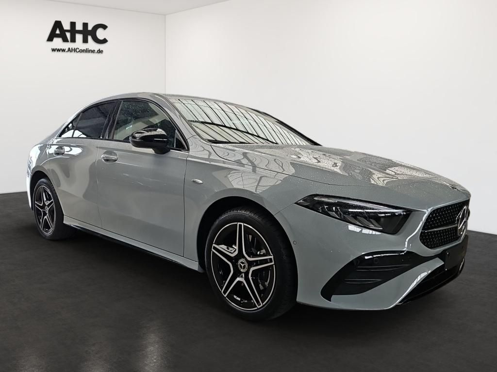 Fahrzeugabbildung Mercedes-Benz A 250 e Limousine +AMG+AHK+MEMORY+WINTER+SOUND++