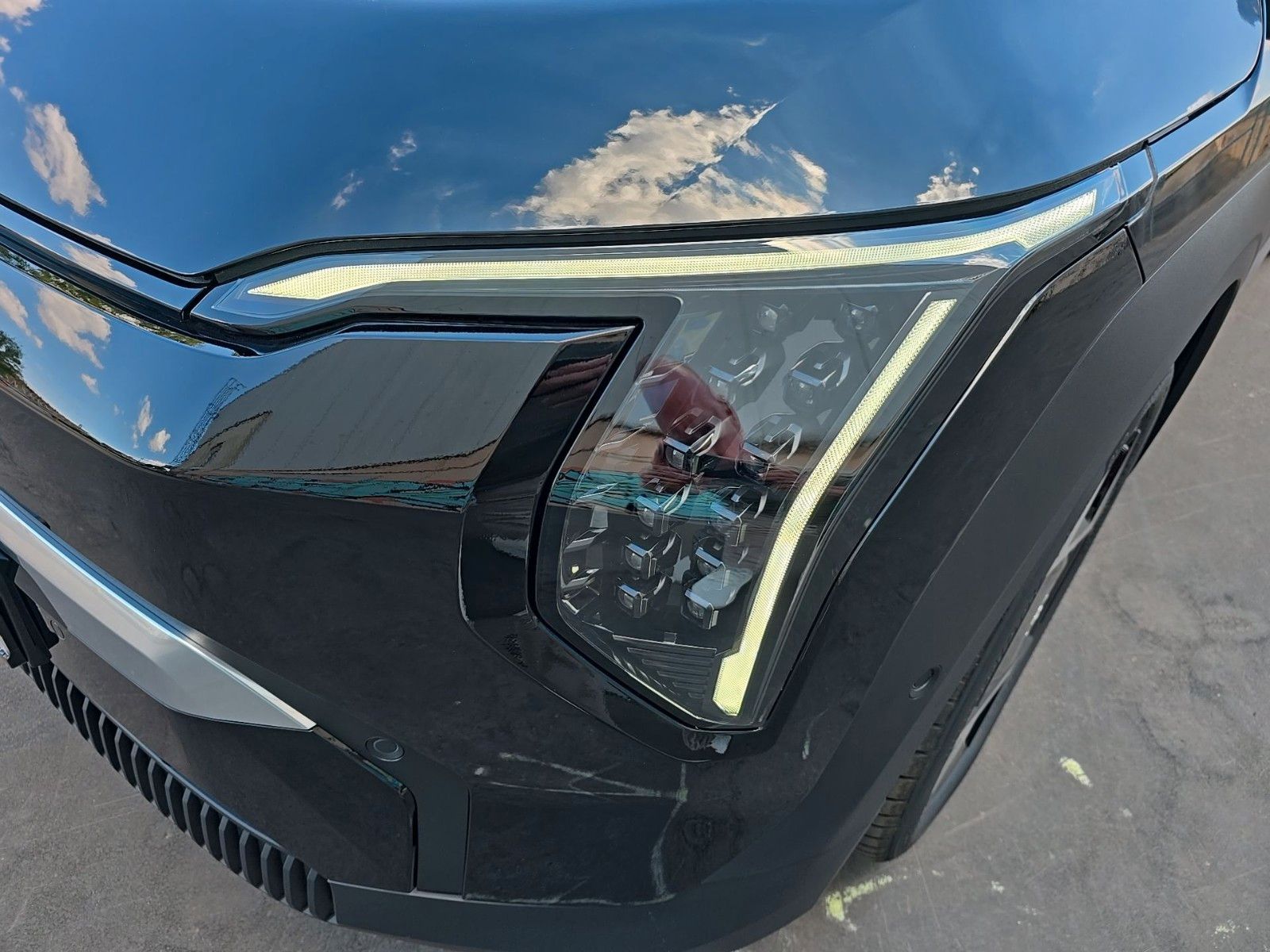 Fahrzeugabbildung Kia EV3 81.4 EARTH WIC BUS DG UP DW 19Z SD