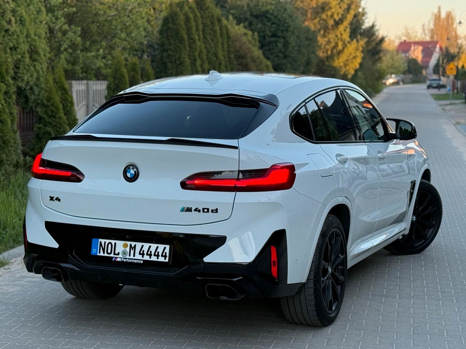BMW d DAProf Laser Pano HeadUp 360 Grad H/K