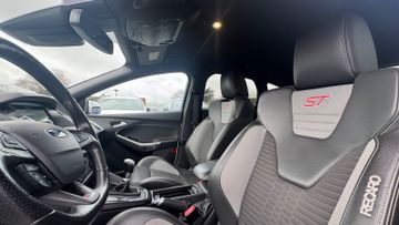 Ford Focus - 7