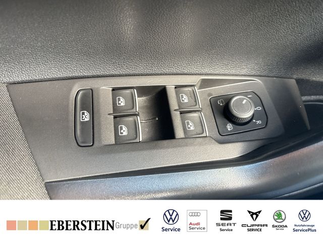 Volkswagen Polo R-Line 1,0TSI DSG LED Navi RFK