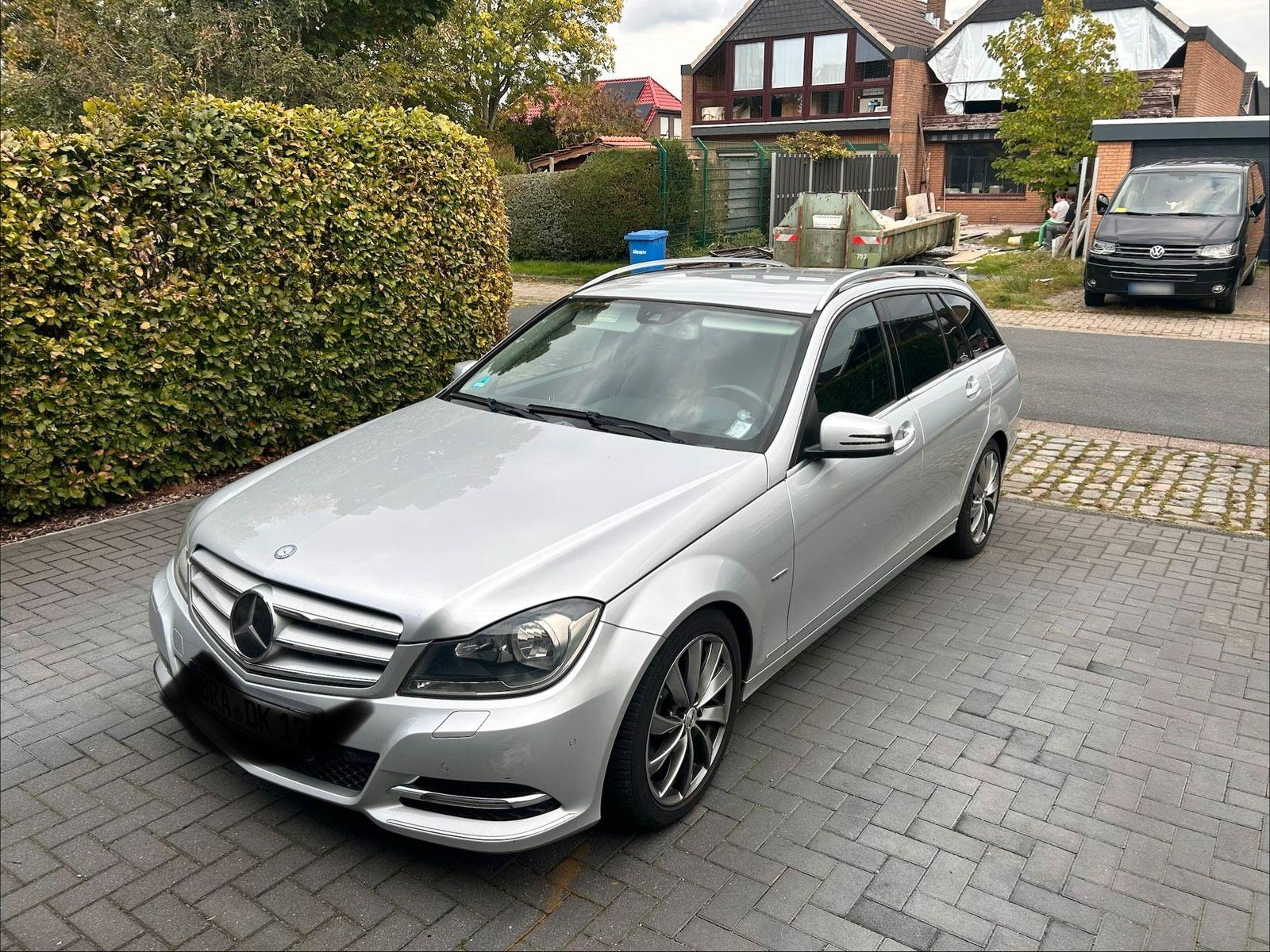 Mercedes-Benz C 220