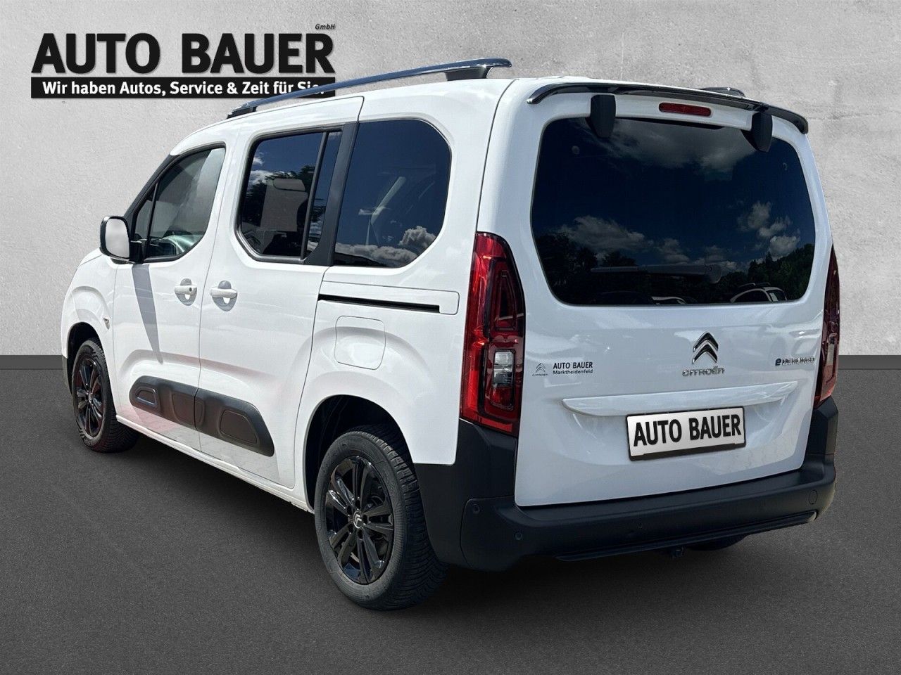 Fahrzeugabbildung Citroën Berlingo Feel Elektromotor M-Cam*StHz*AHK* - mit KI generiert/bearbeitet