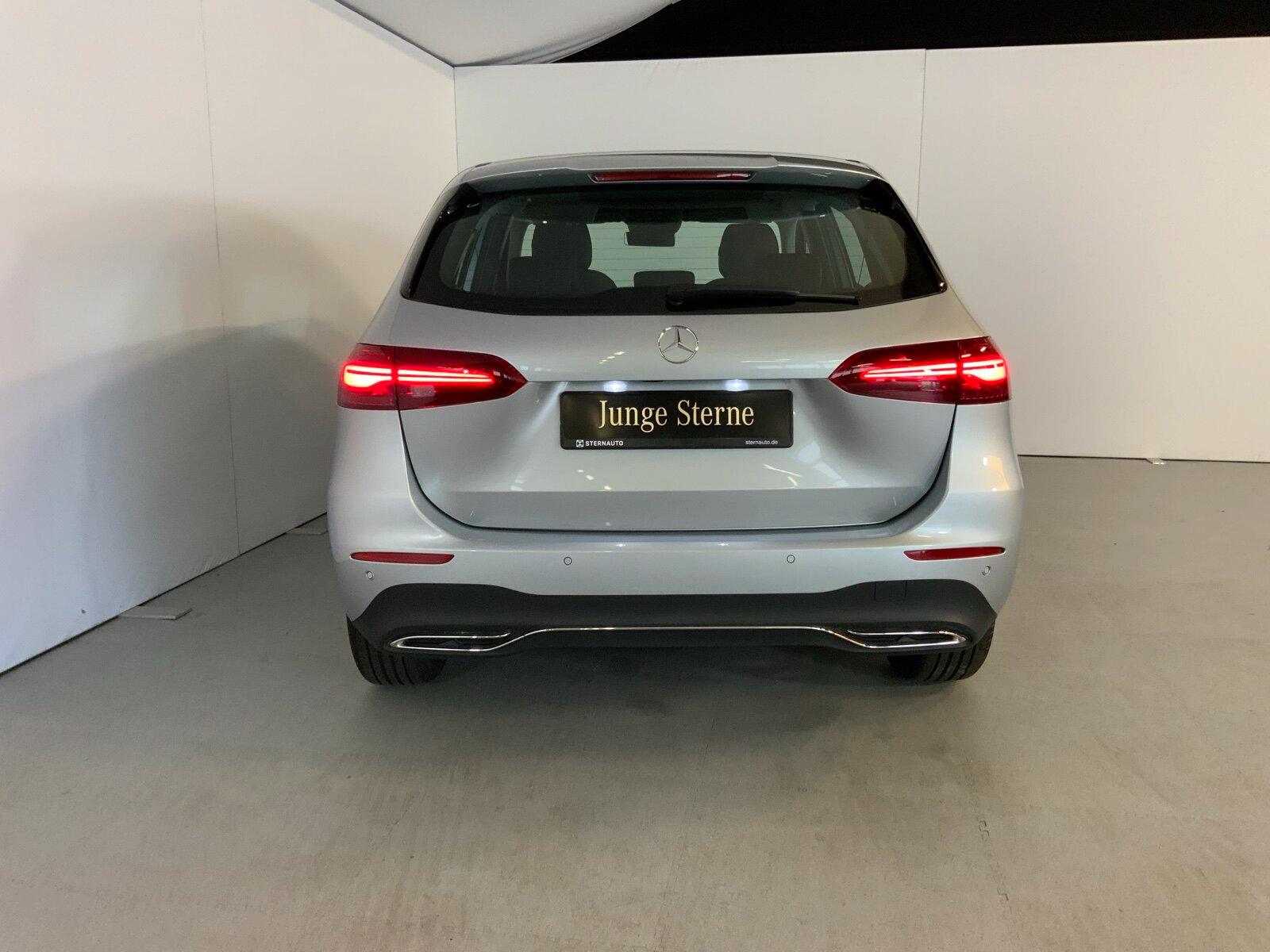 Mercedes-Benz B 180 Progressive AHK Winter-Paket Apple CarPlay