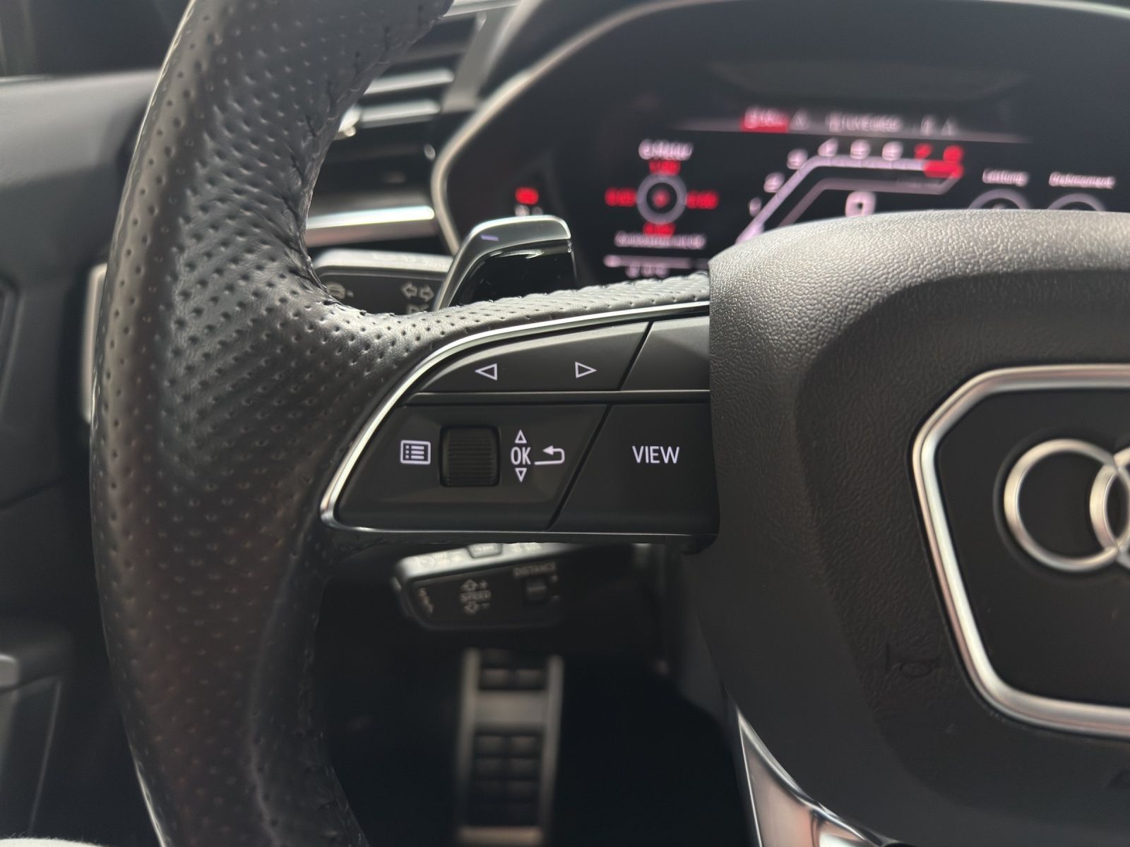 Audi RSQ3 - Bild 23